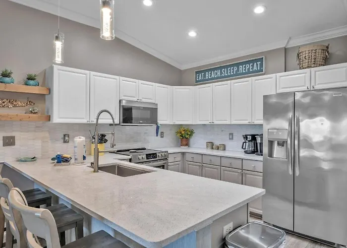 Perfect 2-bed 2-bath Townhome With 1390 Sq Ft And Garage By The