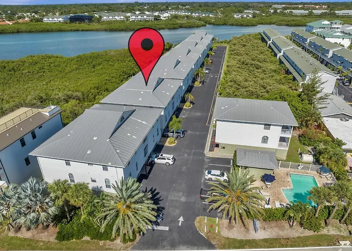Perfect 2-bed 2-bath Townhome With 1390 Sq Ft And Garage By The Apartment