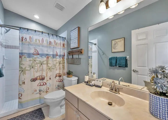 Perfect 2-bed 2-bath Townhome With 1390 Sq Ft And Garage By The *