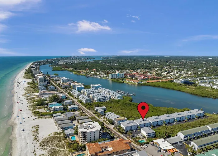 Perfect 2-bed 2-bath Townhome With 1390 Sq Ft And Garage By The Apartment